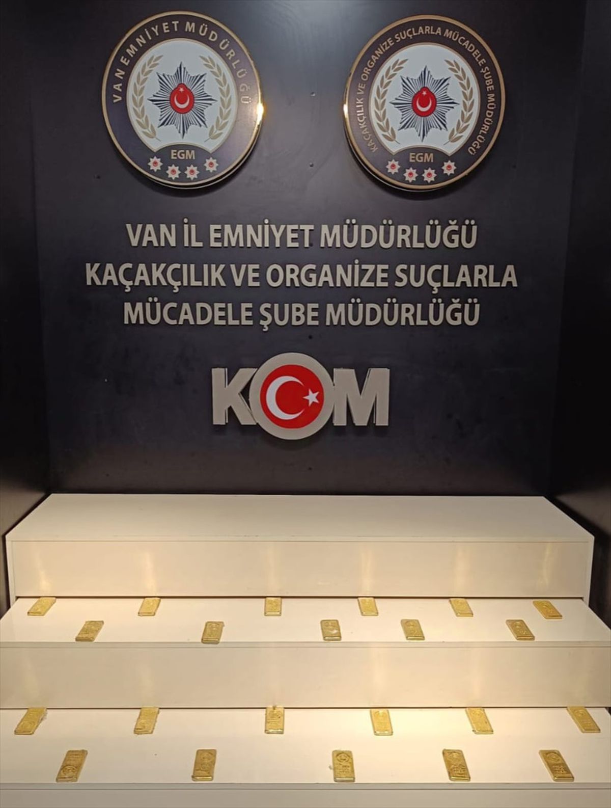 Van\'da 66 Milyon Lira Değerinde Altın Ele Geçirildi