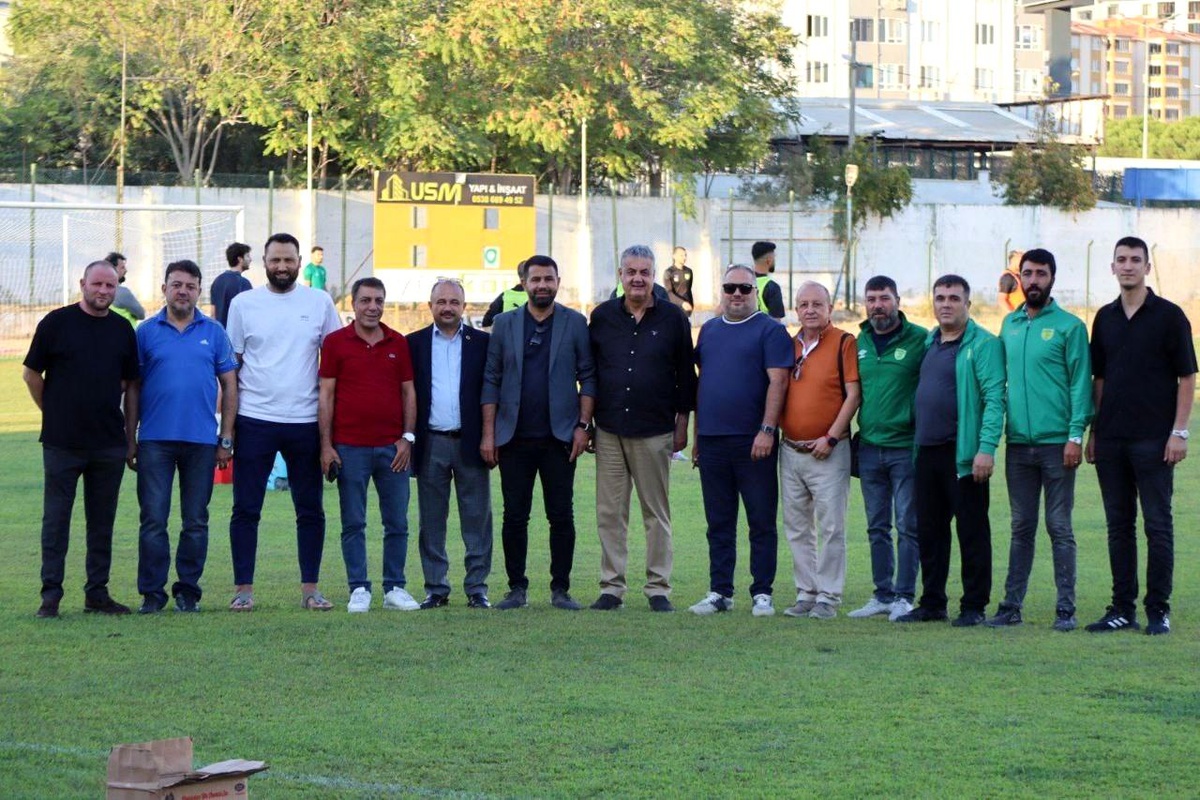1966 Edremitspor Derbiye Hazırlanıyor