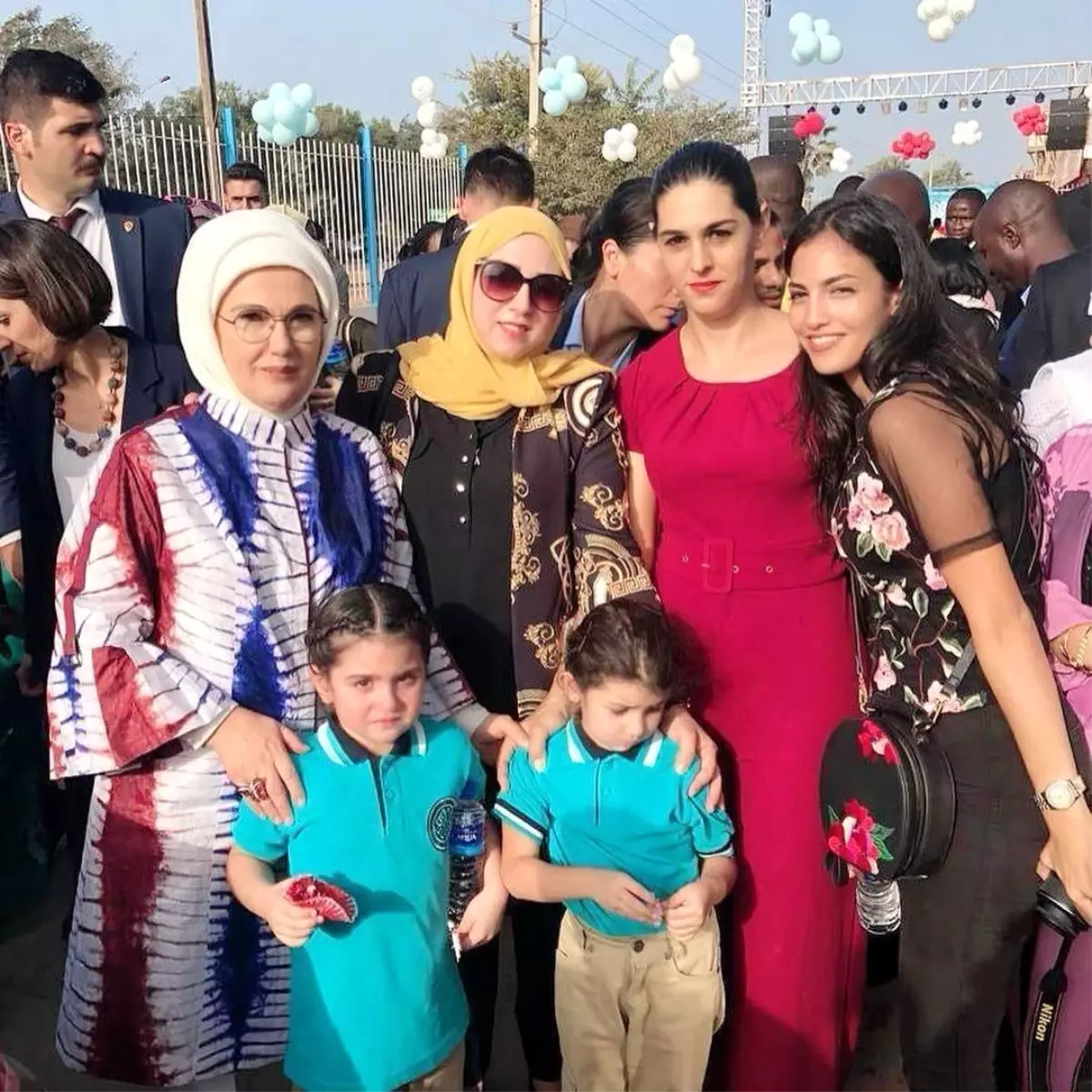 Emine Erdoğan\'dan Zeina Katbay\'a Başsağlığı Mesajı