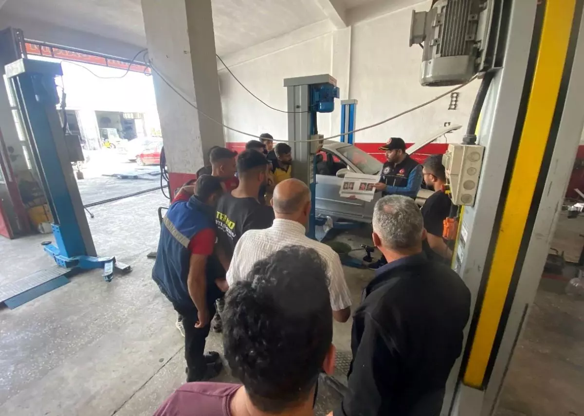 Niğde Emniyet Müdürlüğü\'nden Narkotik ve Siber Güvenlik Bilgilendirme Faaliyetleri