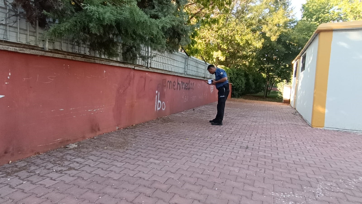 Gaziantep\'te Öğrenci Kavgası: 1 Yaralı