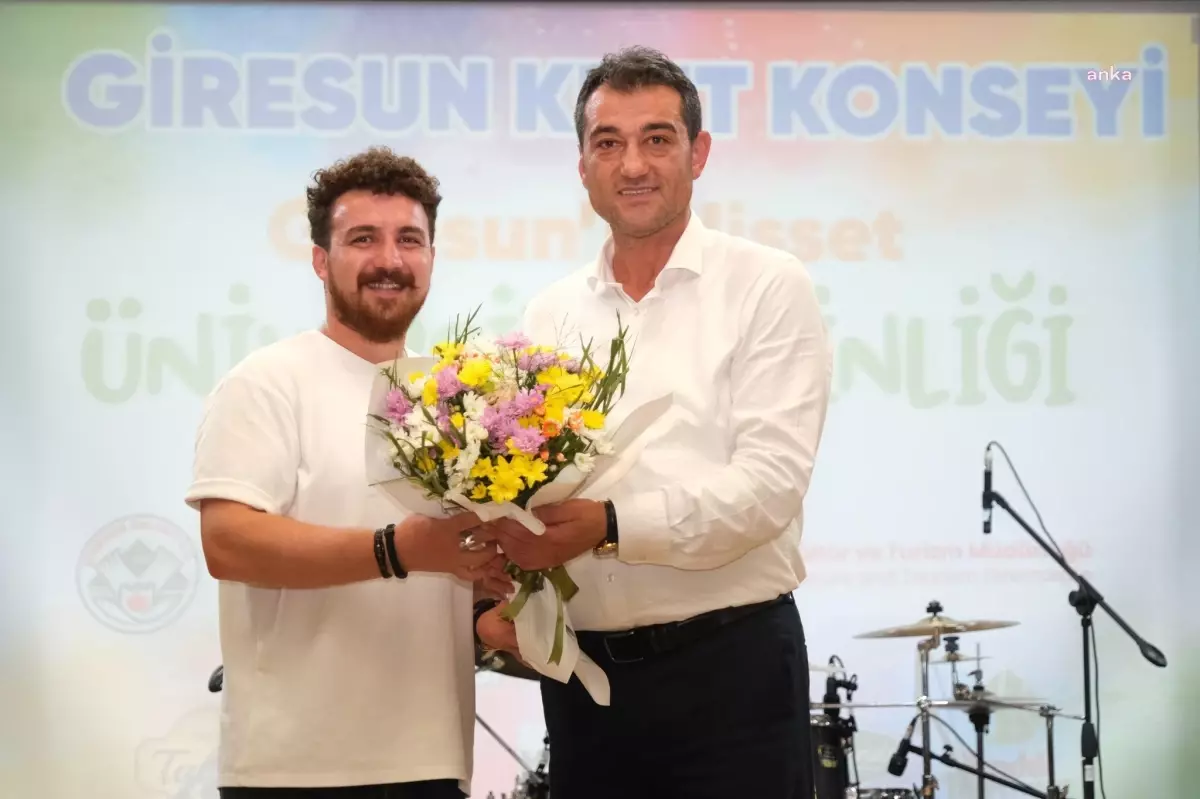 Giresun Belediyesi\'nden Üniversite Öğrencilerine Konser