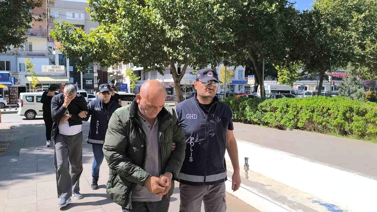 Kırşehir\'de Düzensiz Göçmen Operasyonu