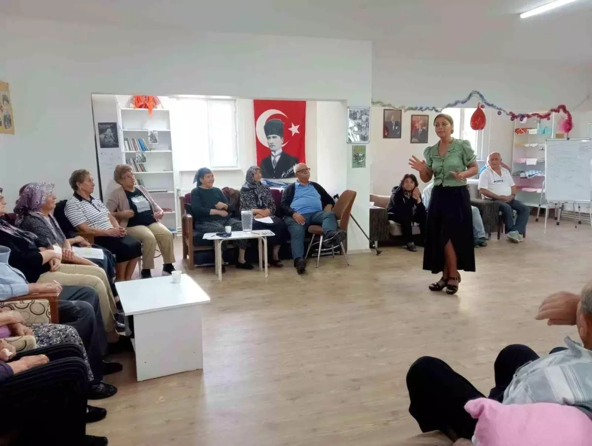 Alzheimer Haftası\'nda Farkındalık Semineri Düzenlendi