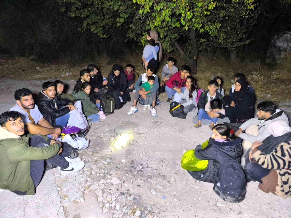 Didim\'de 26 Düzensiz Göçmen Yakalandı