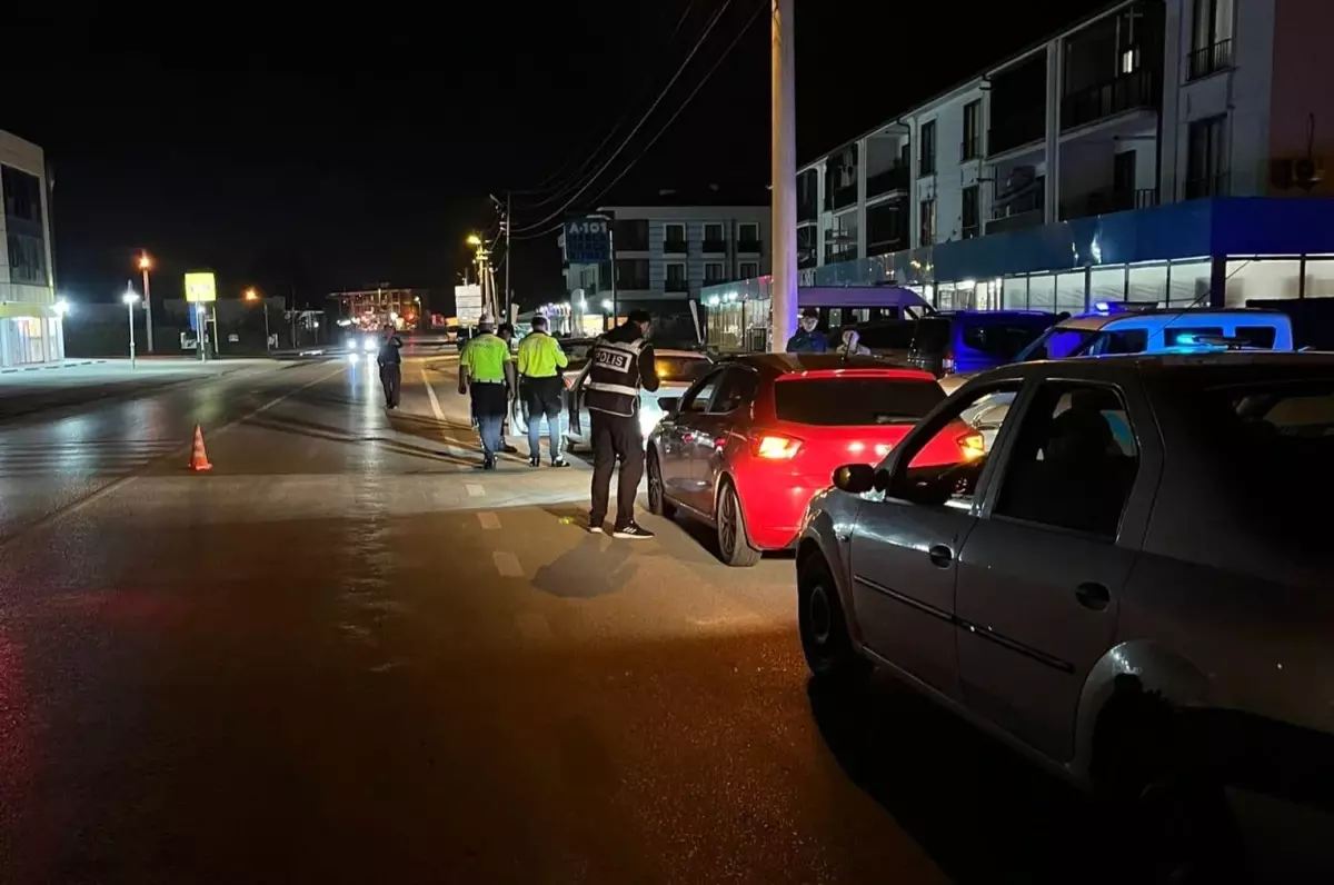 Sapanca\'da Şok Uygulama: Uyuşturucu ve Silah Ele Geçirildi