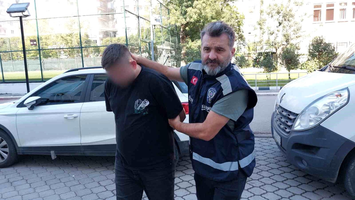 Samsun\'da Uyuşturucu Operasyonu: 5 Gözaltı