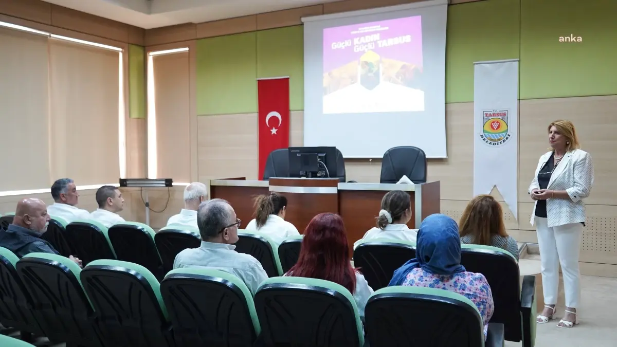 Tarsus Belediyesi\'nden Kadına Yönelik Şiddetle Mücadele Eğitimi