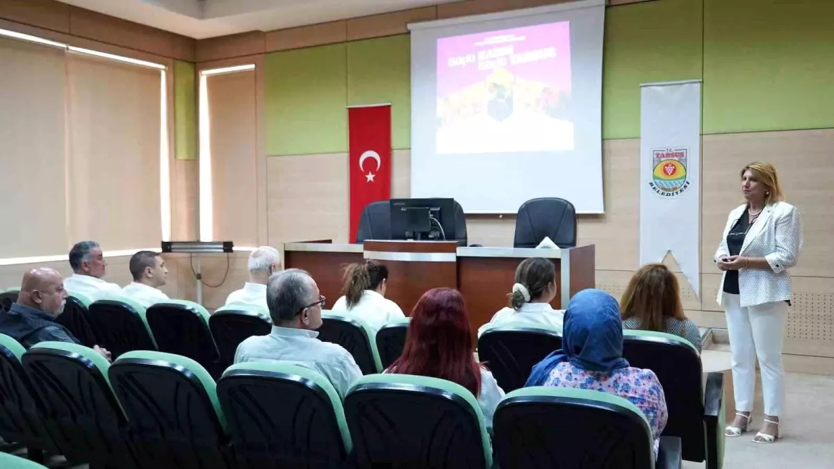 Tarsus Belediyesi\'nden Kadına Yönelik Şiddetle Mücadele Toplantısı