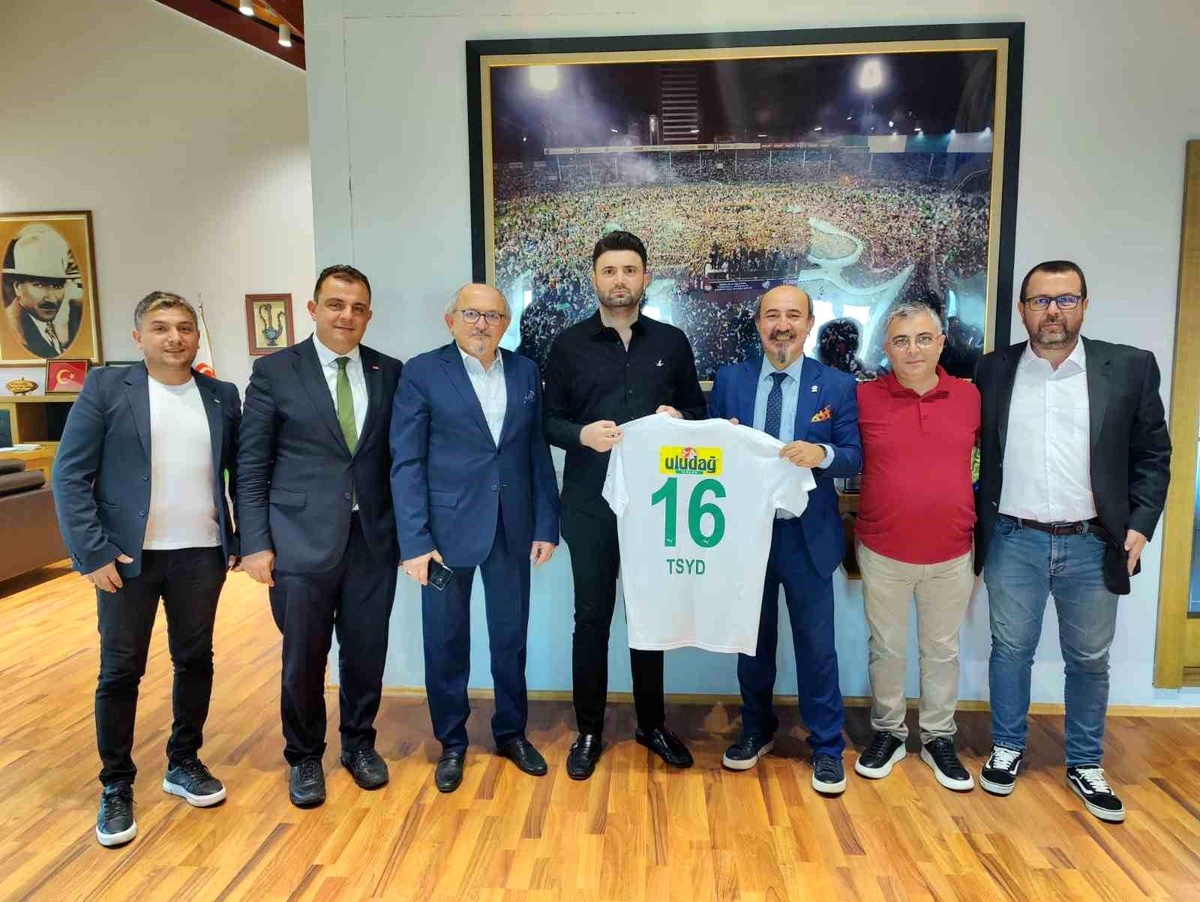Bursaspor\'a TSYD İle Destek Ziyareti