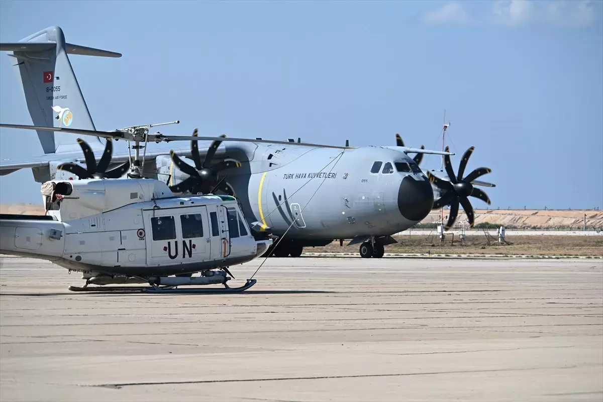 Türkiye\'den Lübnan\'a 30 Ton Yardım