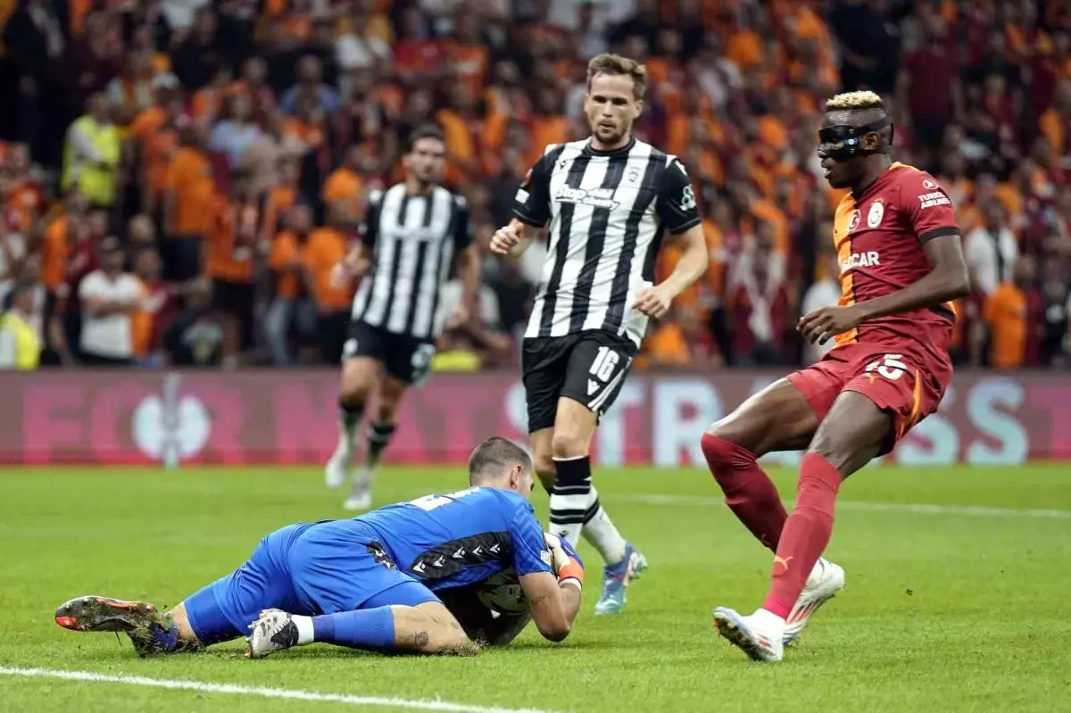 Galatasaray - PAOK Maçında İlk Yarı Beraberlik