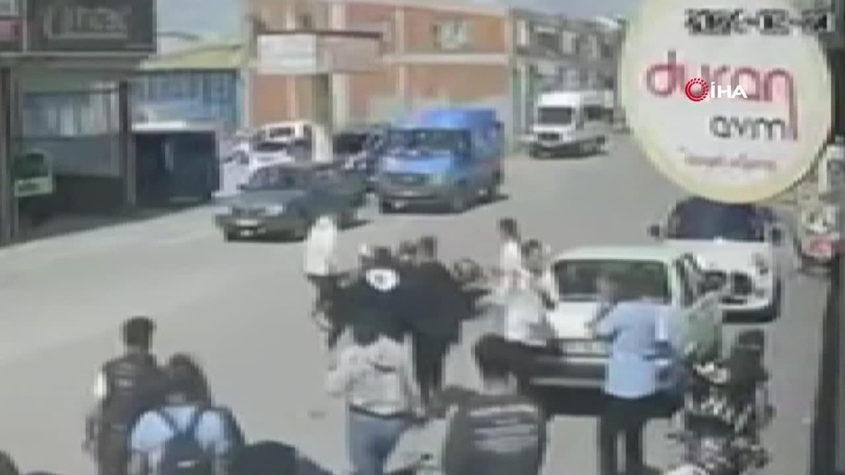 Afyonkarahisar\'da Motosiklet Kazası: 14 Yaşındaki Çocuk Hayatını Kaybetti