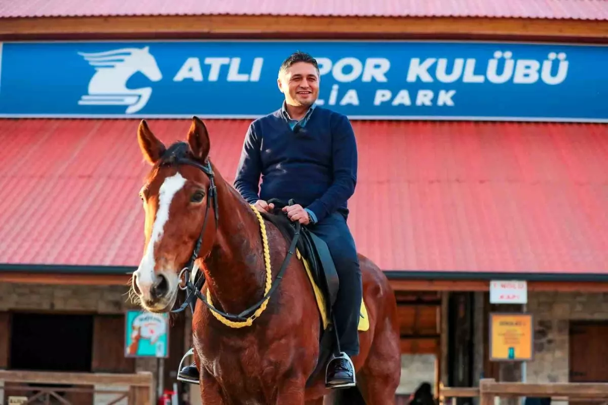 Aliağa’da Atla Terapi ve Rehabilitasyon Merkezi 15 Bin Kişiye Hizmet Verdi