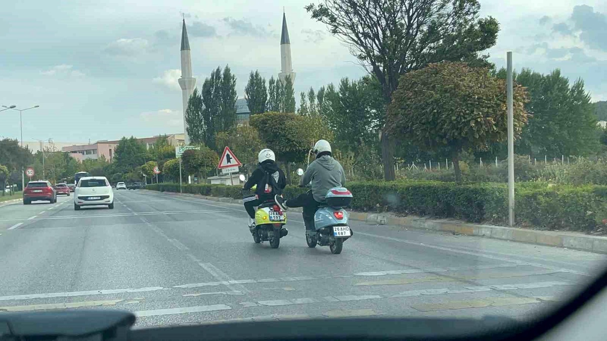 Tehlikeli Motosiklet İtişi