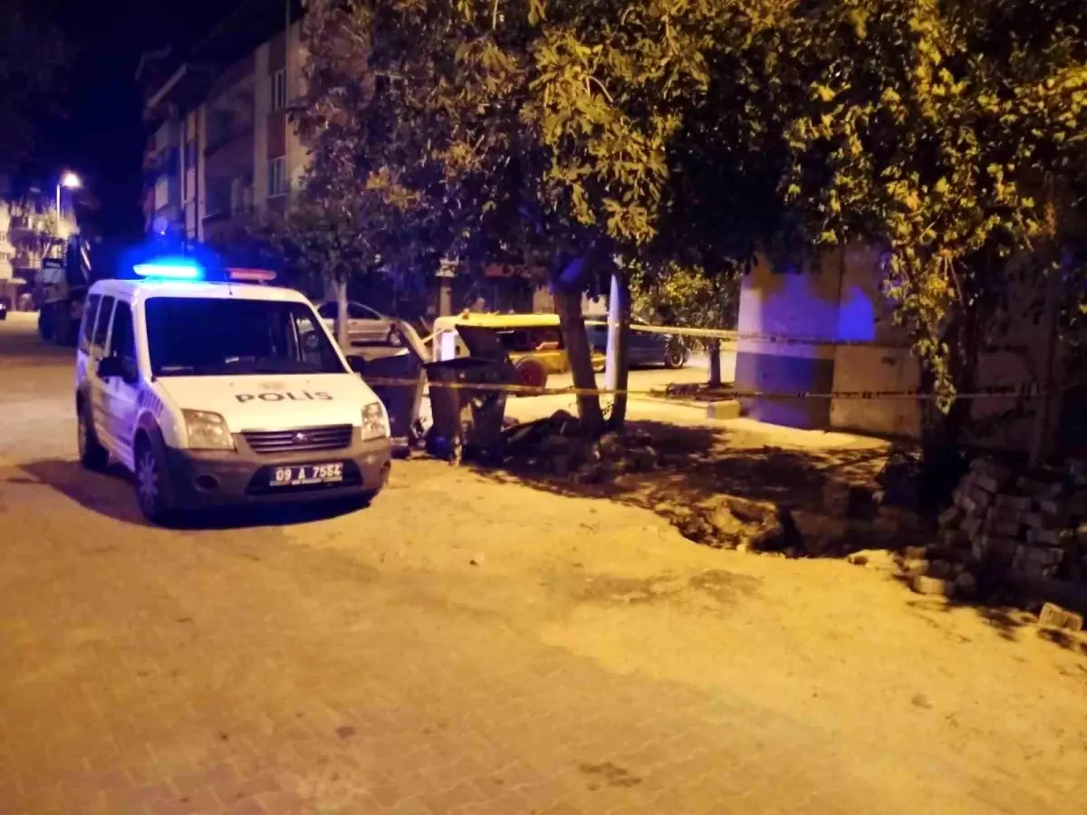 Buharkent\'te Bıçaklı Kavga: 1 Yaralı