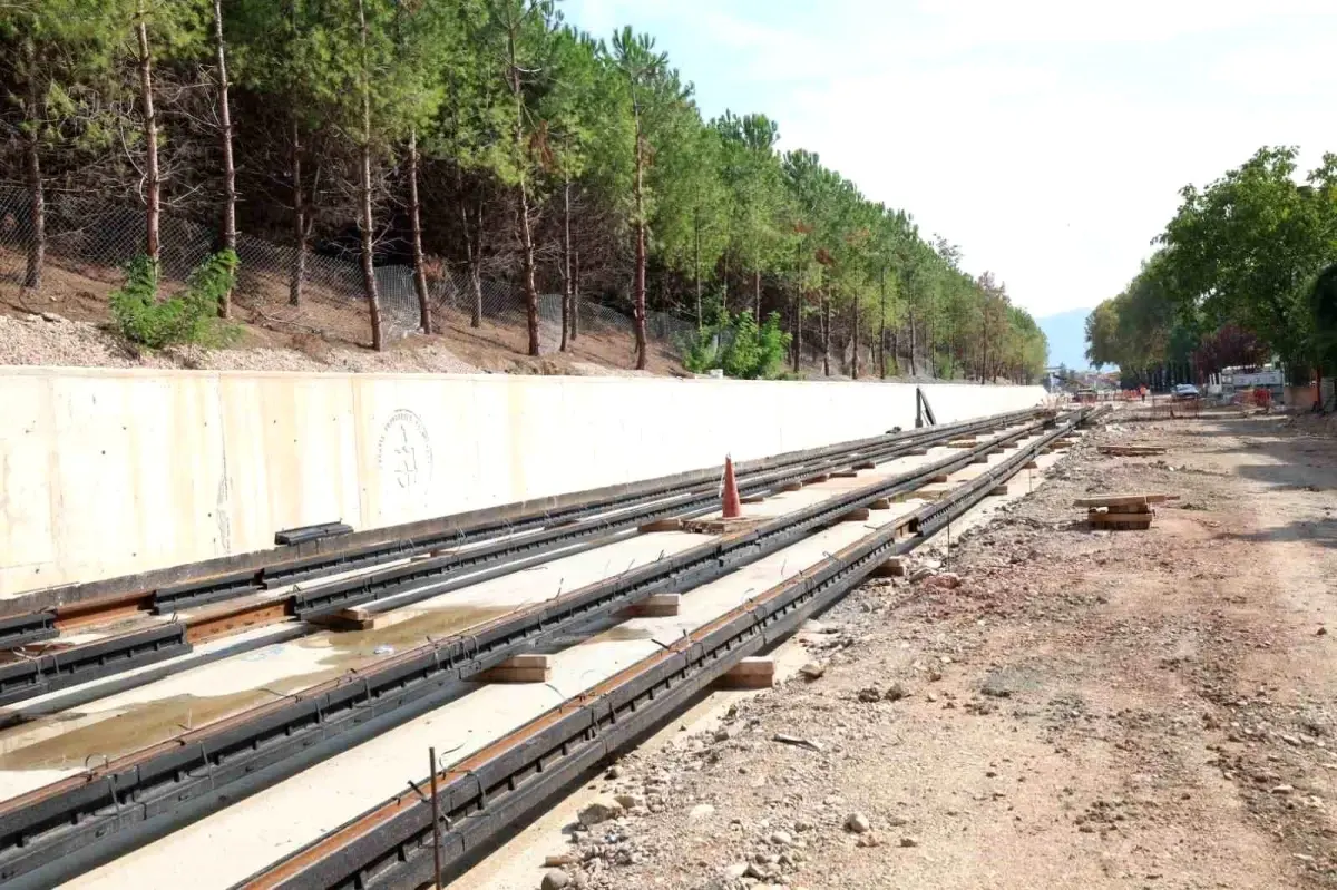 Kocaeli\'de Alikahya Stadyum Tramvay Hattı Projesi Hızla İlerliyor