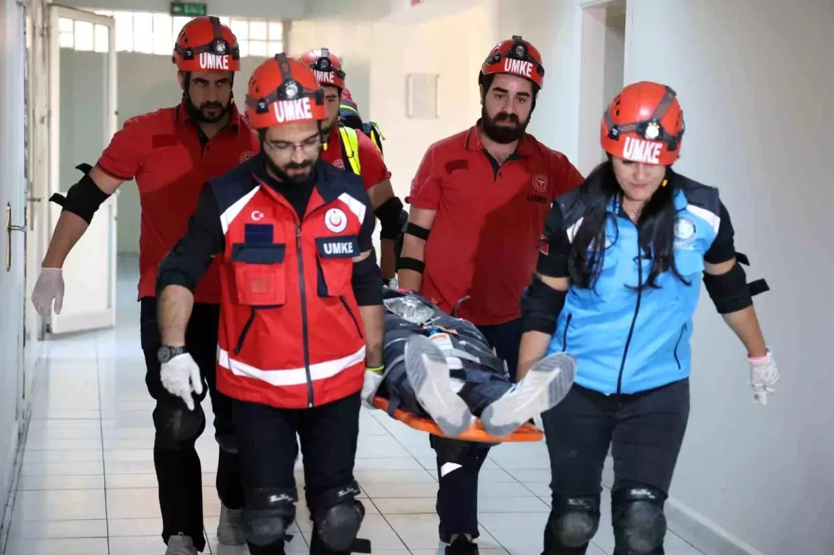 Elazığ\'da Deprem ve Yangın Tatbikatı Yapıldı