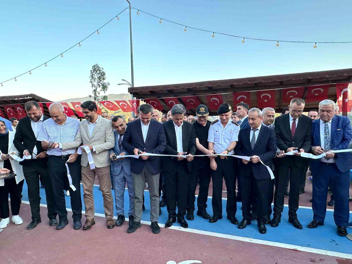 Karabük\'te Yeni Sosyal Yaşam Alanı: Emniyet Park Açıldı