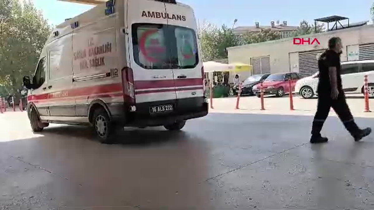 Makineye Sıkışan Kadın Kurtarıldı