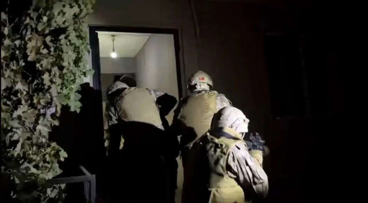 Bursa\'da Şafak Operasyonu: 9 Maganda Tutuklandı