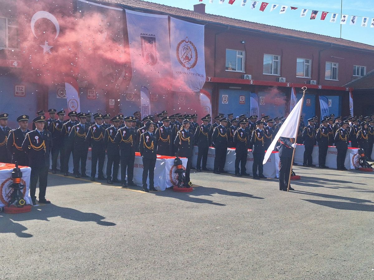 Ankara İtfaiyesi\'ne 300 Yeni Eri