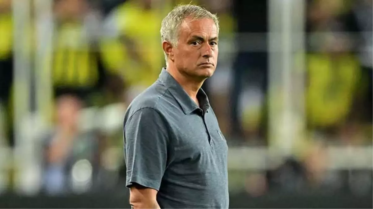 Mourinho\'dan 5 değişiklik birden! Fenerbahçe\'nin Union SG maçı ilk 11\'i belli oldu