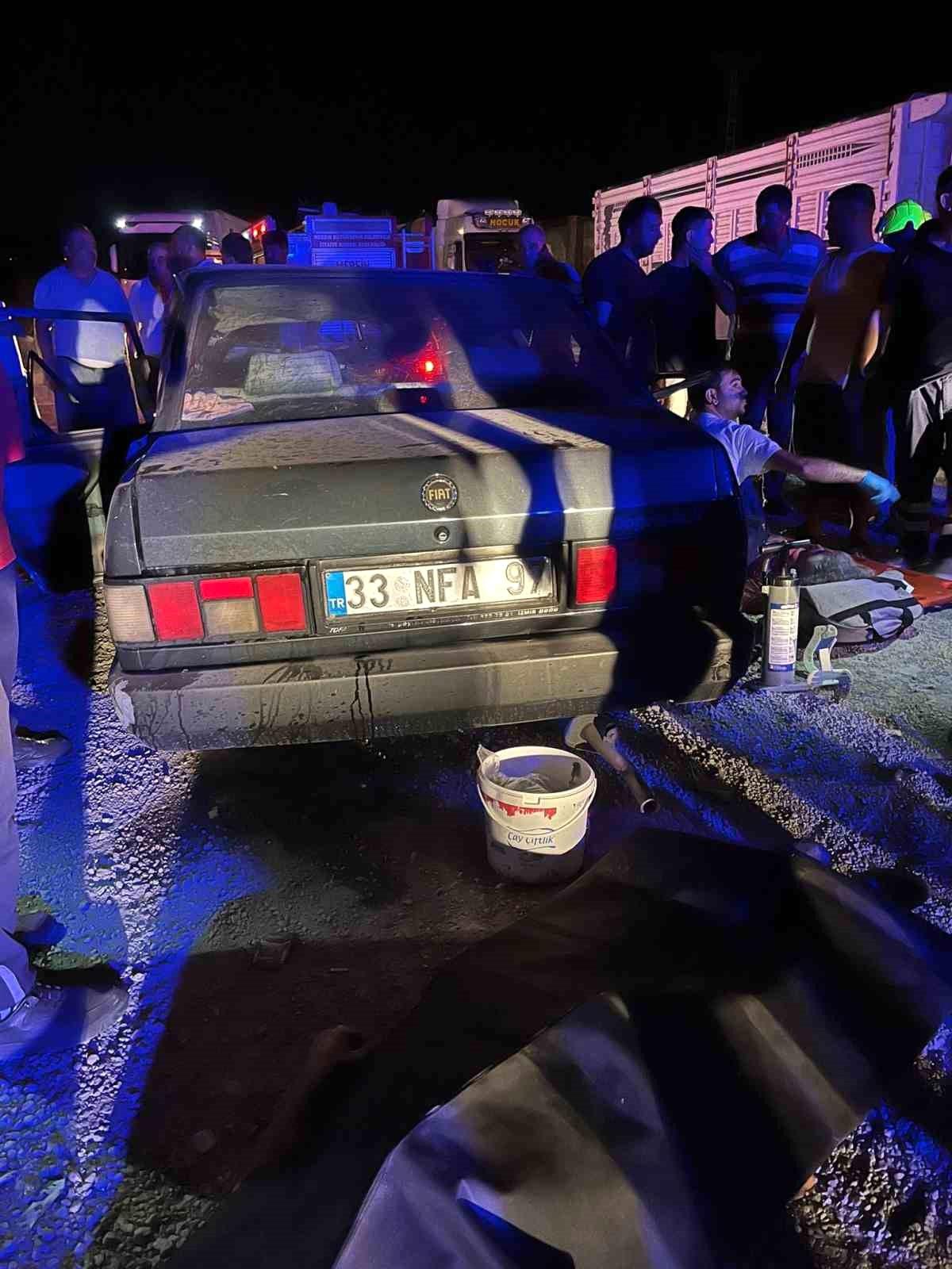 Mersin Tarsus\'ta Feci Kaza: 2 Ölü, 1 Yaralı