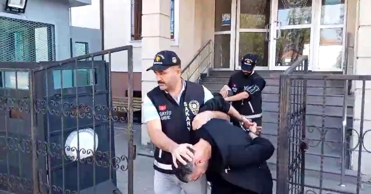 Polis Takibinde Kaza: 4 Yaralı, Şüpheliler Serbest