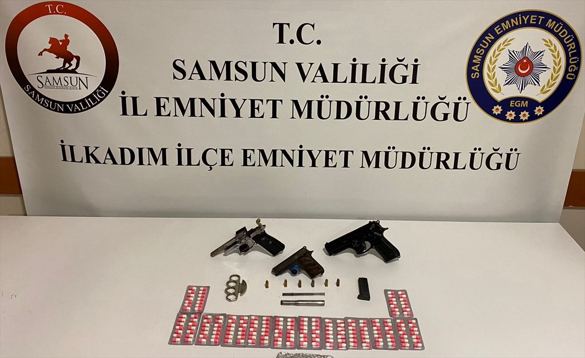 Samsun\'da Uyuşturucu ve Silah Operasyonu
