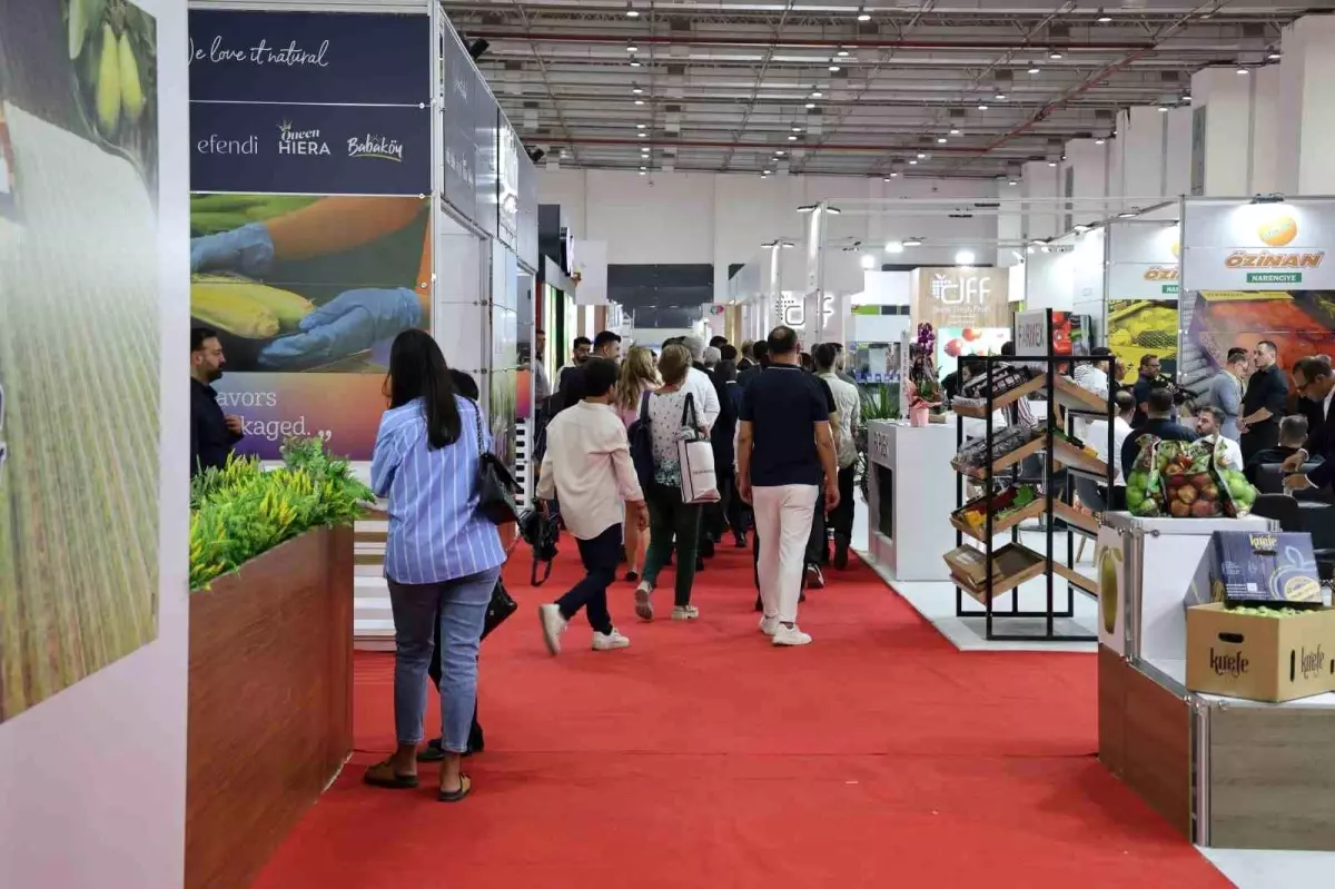 İzmir\'de Interfresh Eurasia Fuarı Açıldı