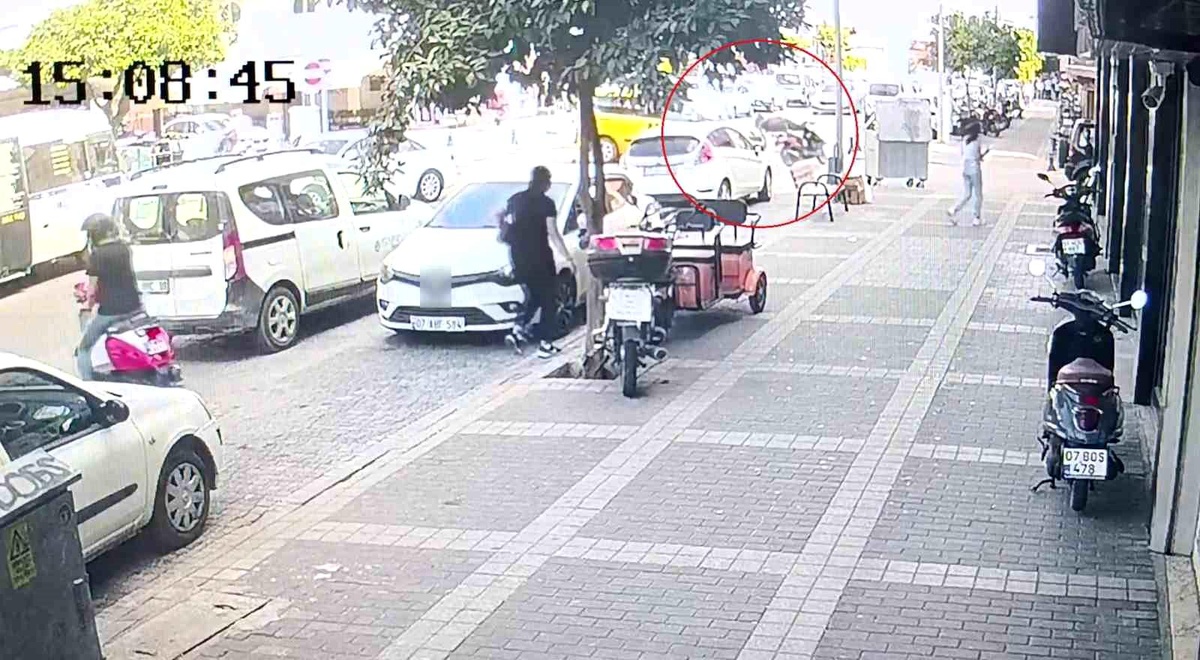 Manavgat\'ta Motosiklet Kazası