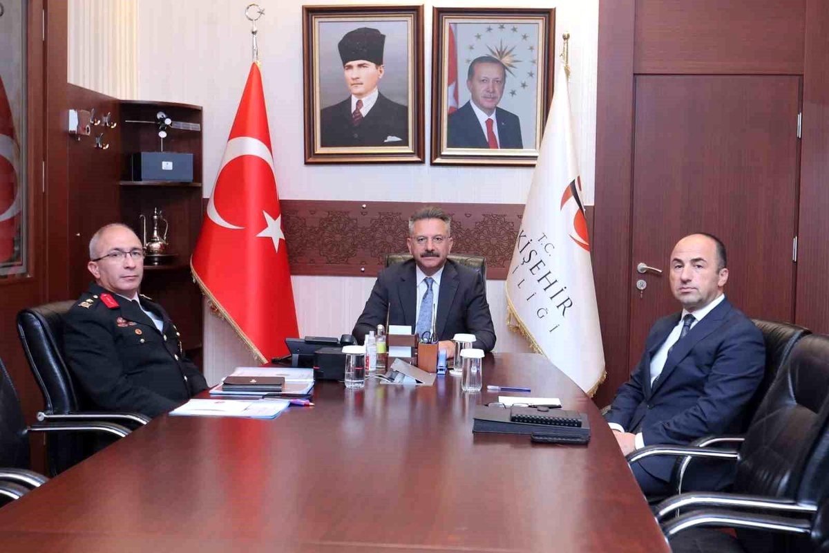Eskişehir Valisi Toplantıya Katıldı