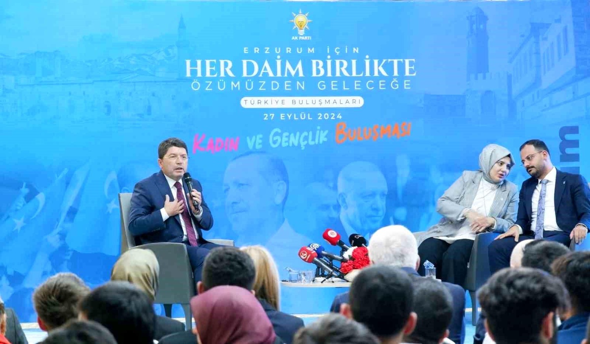 Bakan Tunç Erzurum\'da Kadın ve Gençlerle Buluştu