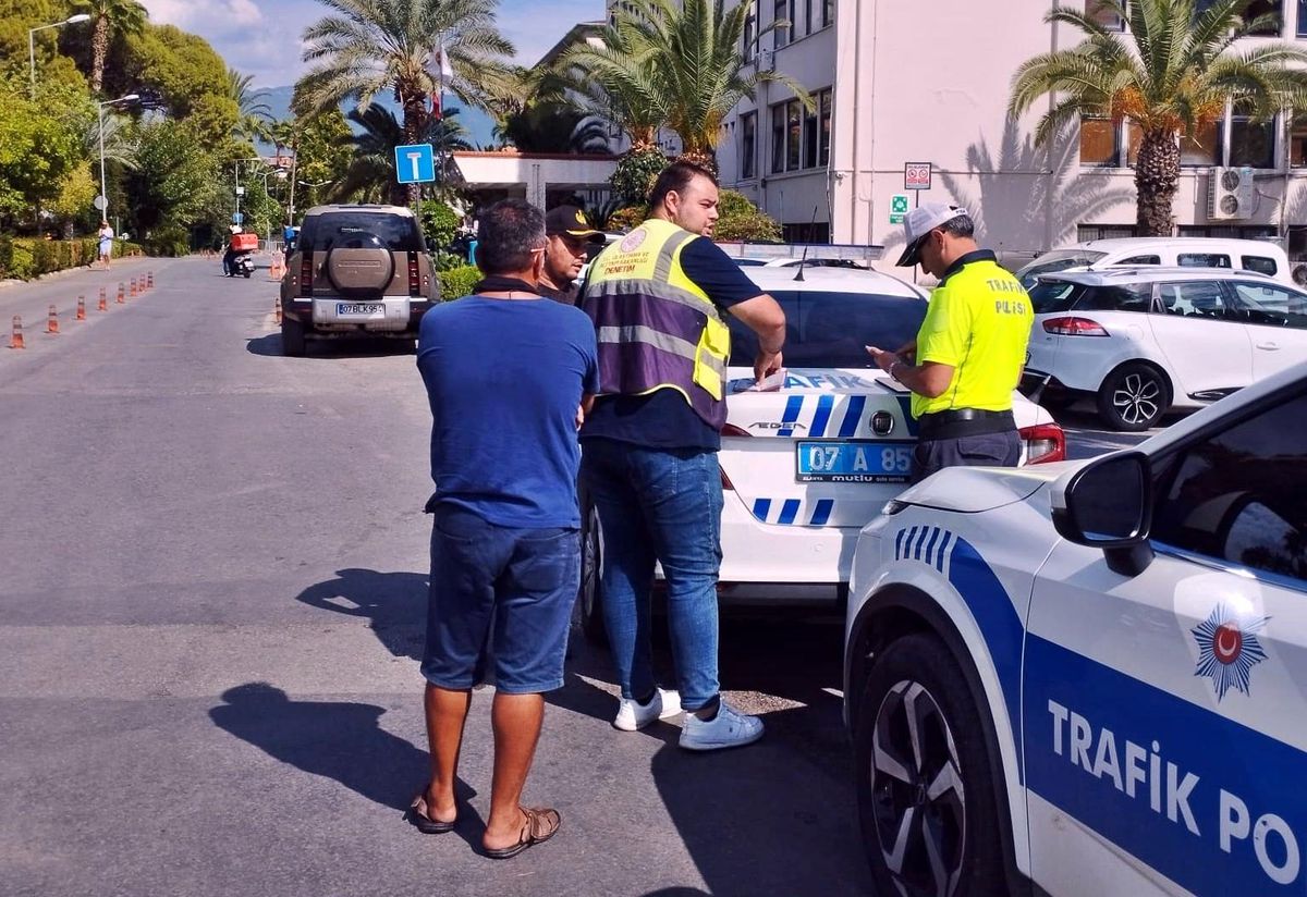 Alanya\'da Trafik Denetimi: 315 Ceza, 10 Araç Men
