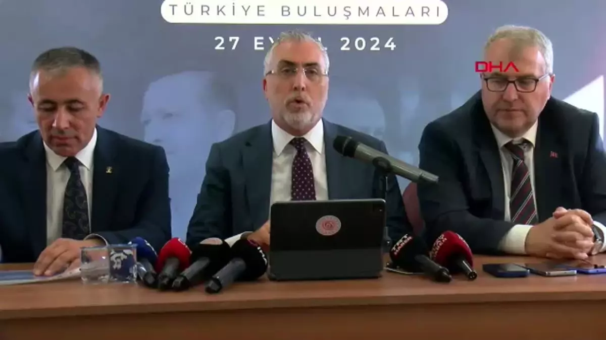 Bakan Işıkhan: AK Parti Milletin Yanında