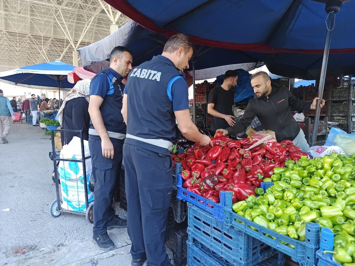 Hijyen İhlali Yapan Esnafa 7 Gün Cezalı Tezgah Kapatma