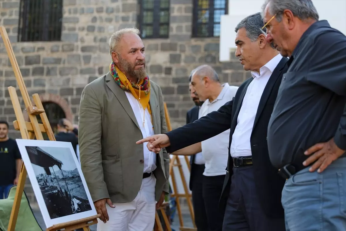 Çayönü Tepesi\'nde 60 Yılın Fotoğrafları Sergilendi