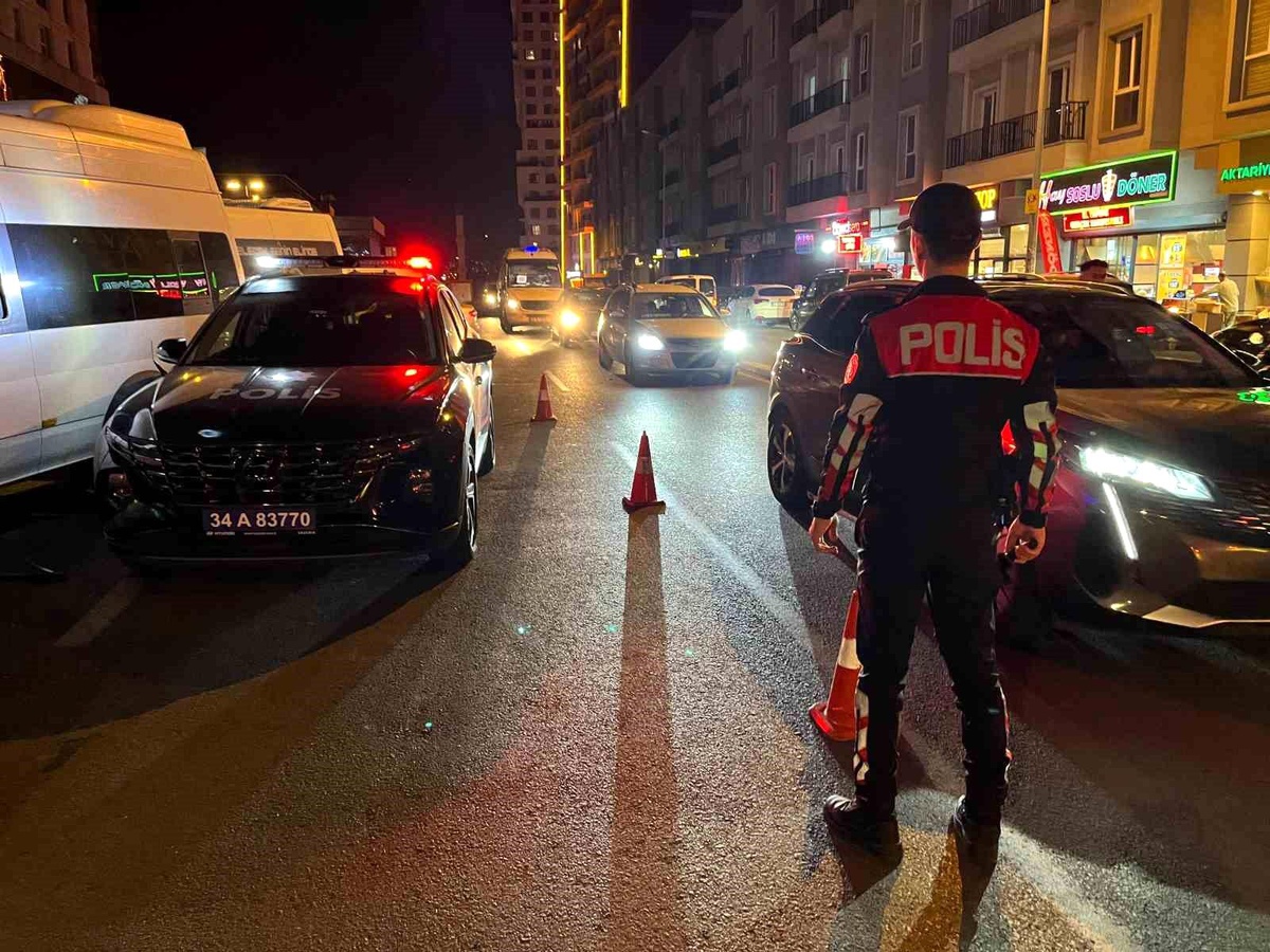 Esenyurt\'ta Huzur Uygulaması: 4 Gözaltı