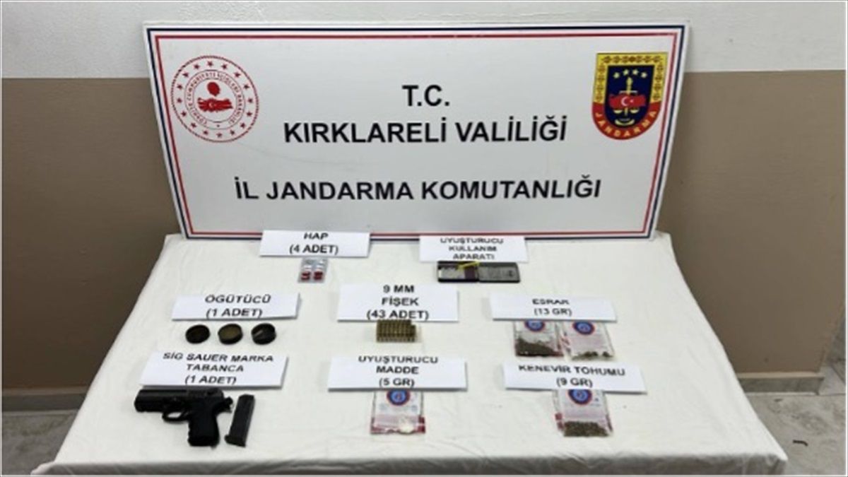 Kırklareli\'nde Kaçakçılık Operasyonunda 5 Tutuklama