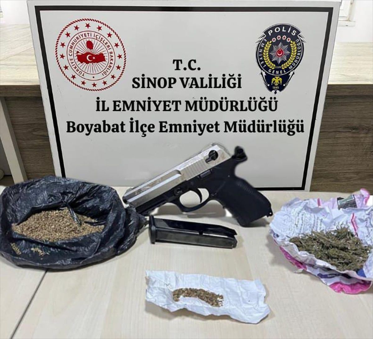 Sinop\'ta Uyuşturucu Operasyonu: 5 Gözaltı