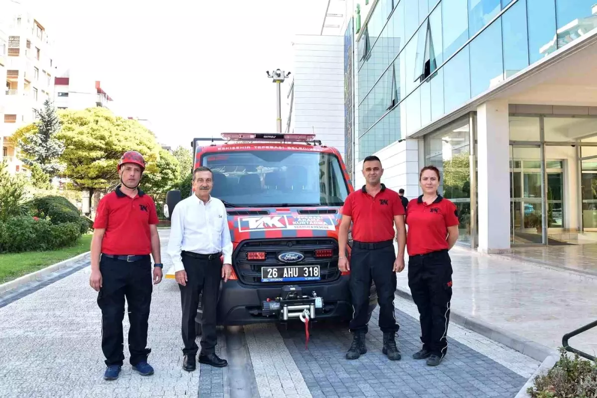 Tepebaşı Belediyesi\'nden Yeni Arama Kurtarma Aracı