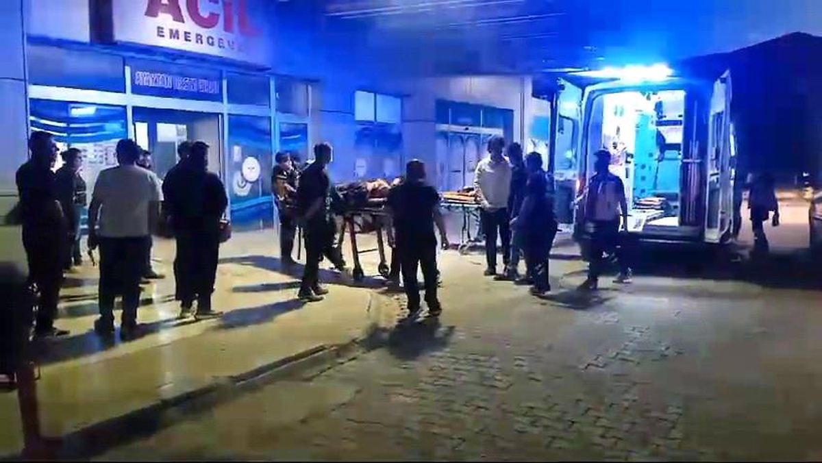 Adıyaman\'da Motosiklet-Traktör Çarpıştı