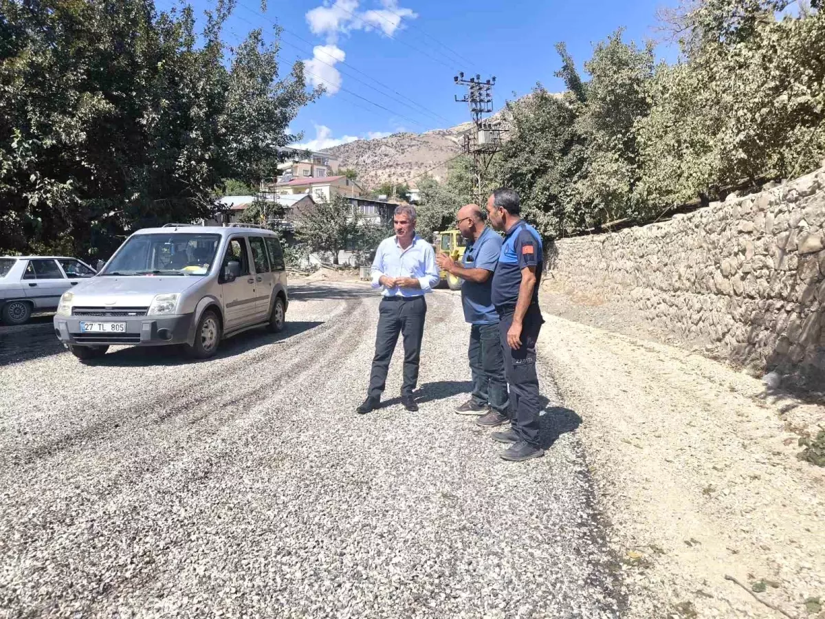 Tut ilçesinde TOKİ yolu asfaltlandı