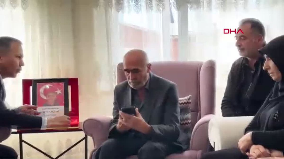 Erdoğan\'dan Şehit Polisi Baba Yağlı\'ya Taziye