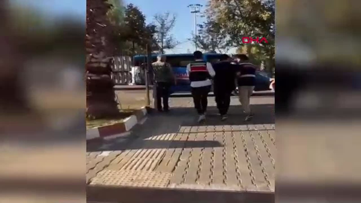 Nazilli\'de El Bombası ve FETÖ Operasyonu