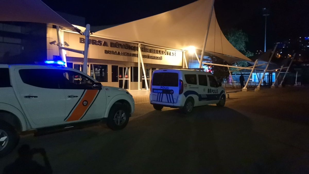 Mudanya\'da Deniz Otobüsünde Erkek Cesedi Bulundu