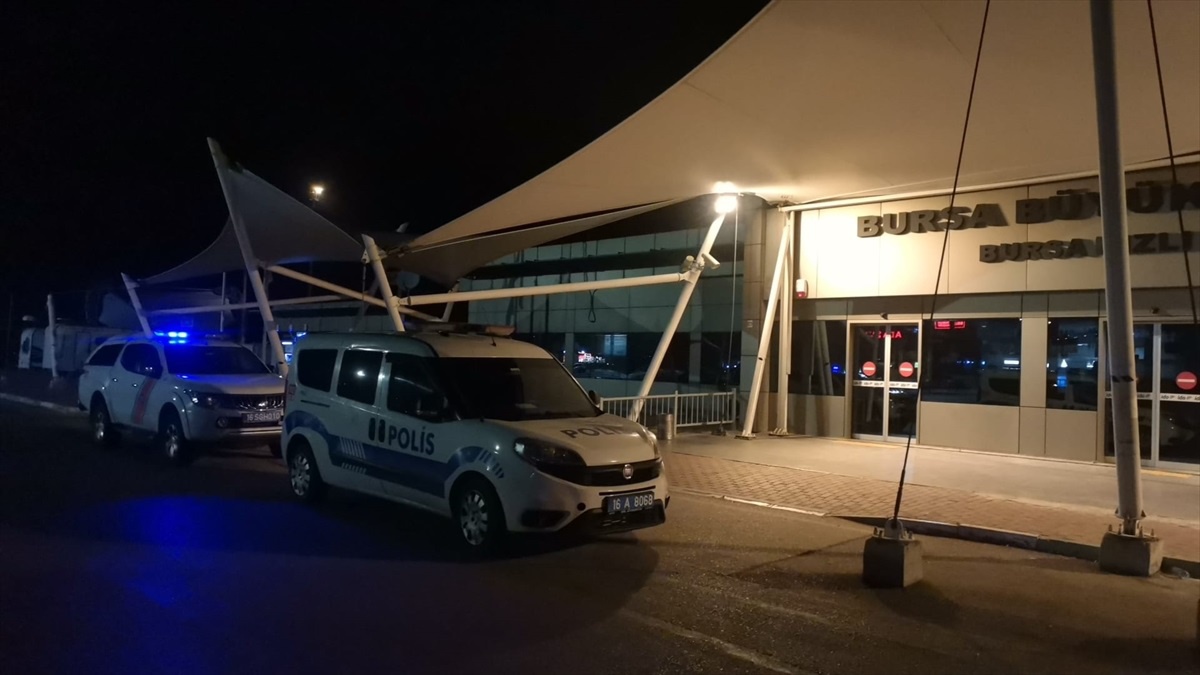 Bursa\'da Deniz Otobüsünde Erkek Cesedi Bulundu