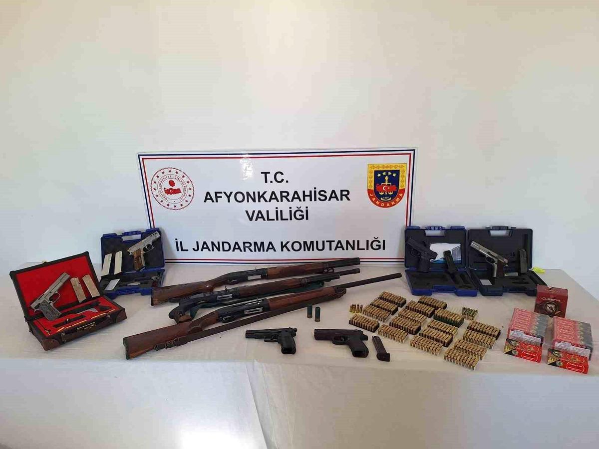 Afyonkarahisar\'da 11 Maganda Gözaltına Alındı