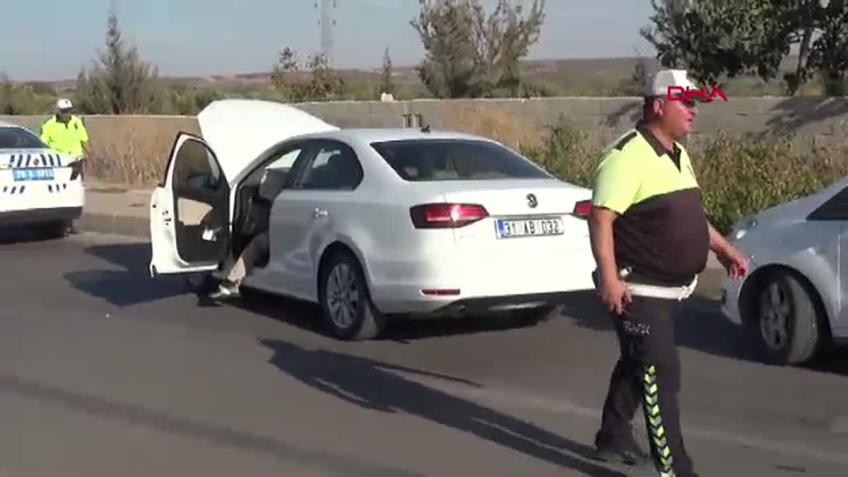 Kilis\'te Trafik Kazası: 3 Yaralı